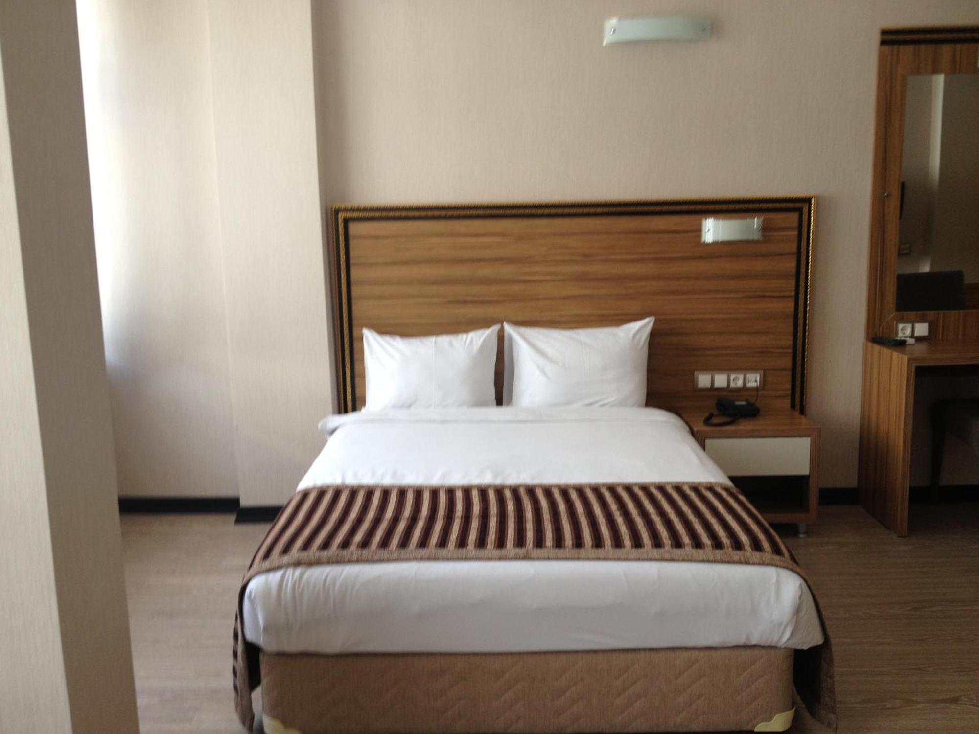 קייסרי Buyuk Hotel מראה חיצוני תמונה