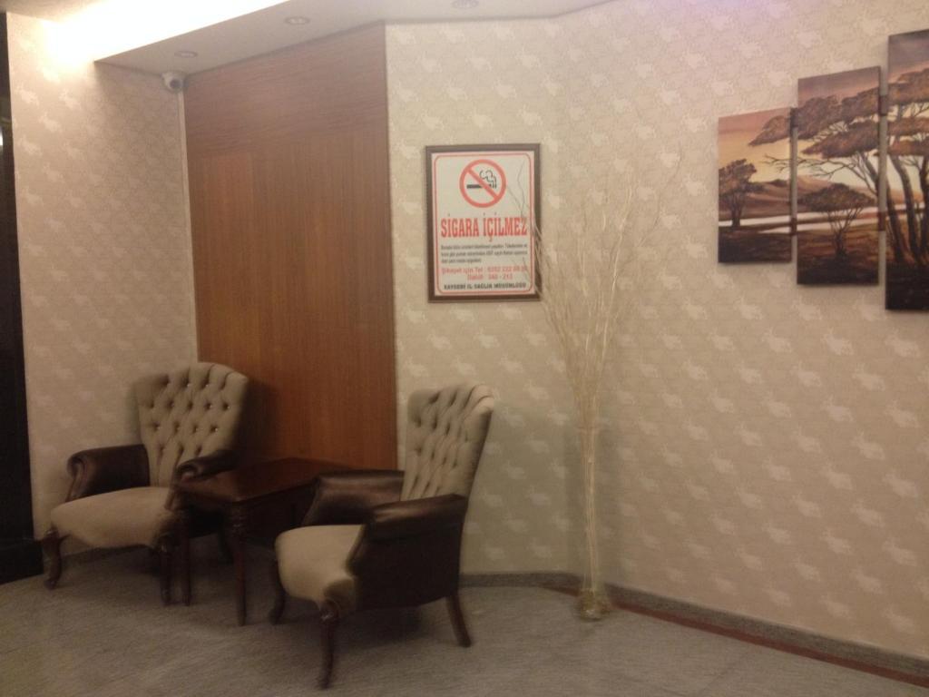 קייסרי Buyuk Hotel מראה חיצוני תמונה